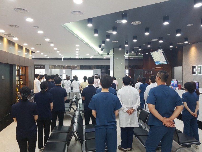 63cf997fb18d97e5bf4268695533e74e_1496283