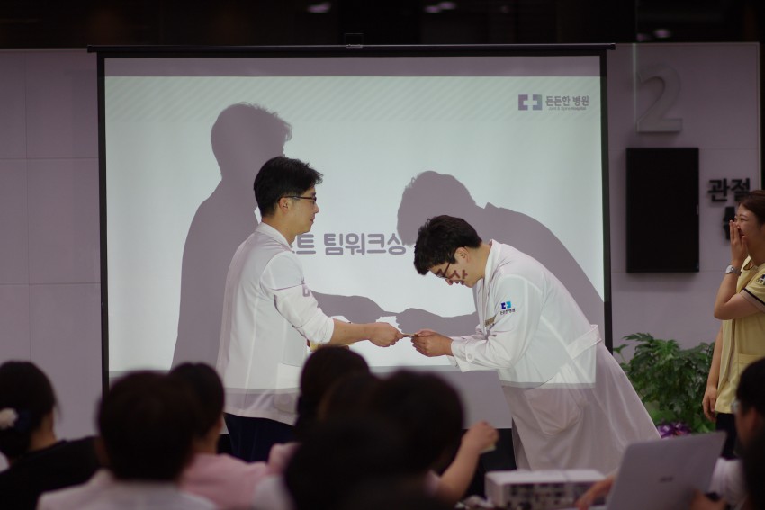 ece113b030be1b274380bded1600be22_1498872