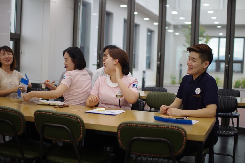 a03edf51672a503eec930292564ddf80_1503018