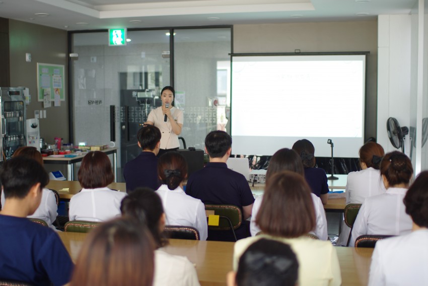 a03edf51672a503eec930292564ddf80_1503018