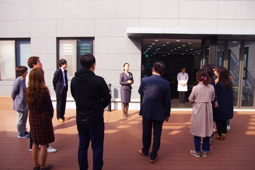 7eb4ff8eceed06046cdc0aefd0992cc9_1522974