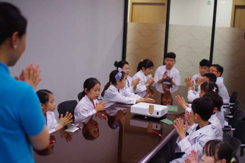 1d69fe21ac5dc750625b57a18f18e984_1527734