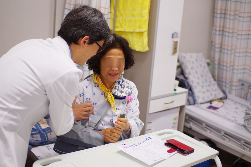 aac0ce965251fd869bba03418d012470_1527043