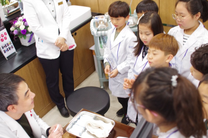 6e8734de2efab420bb4084907f0310d0_1550461