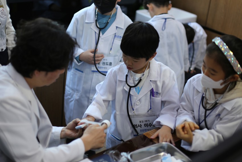 2f2c44d5cc9839462dc4999b1c40e8cb_1739837